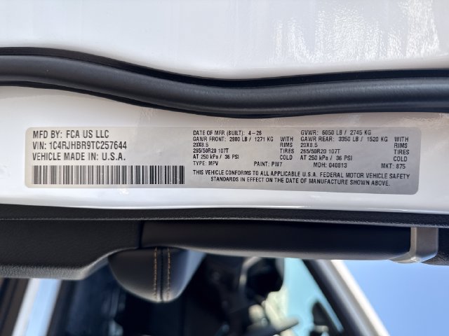 New 2026 Jeep Grand Cherokee Limited AWD/4WD image 16