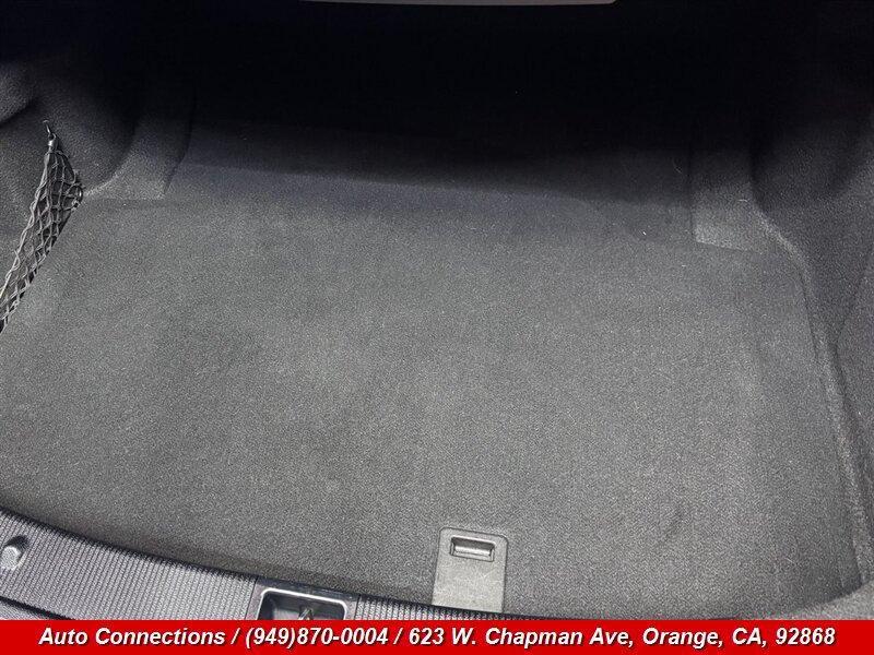 Used 2013 Mercedes-Benz C 250 Sedan image 23