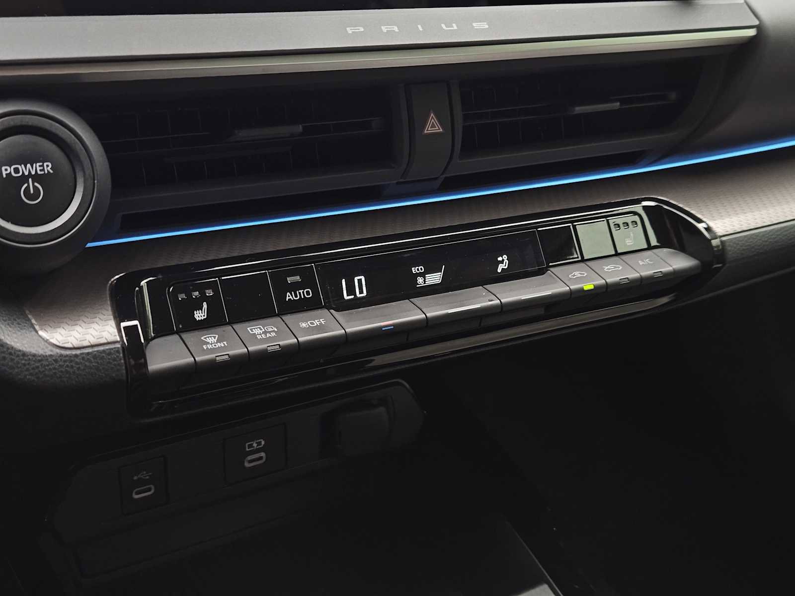 Used 2024 Toyota Prius XLE image 19