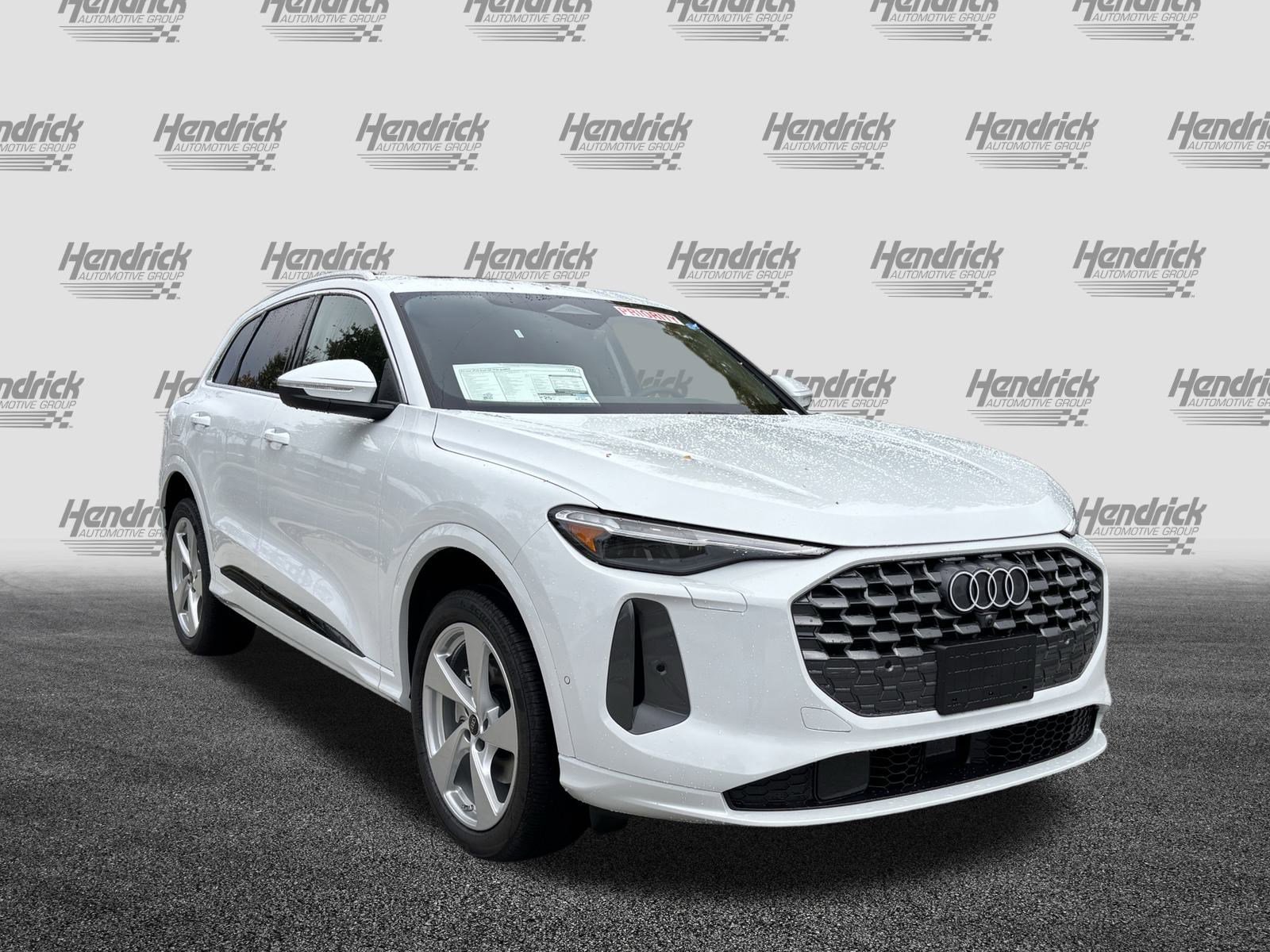 New 2025 Audi Q5 Premium Plus image 2