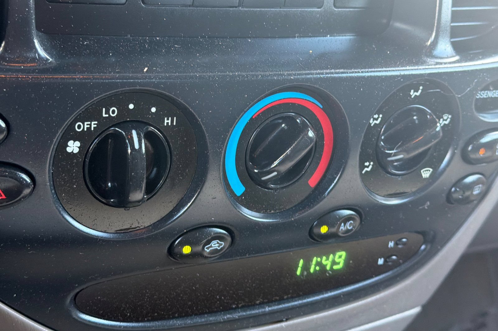 Used 2005 Toyota Tundra SR5 w/ All Weather Guard Pkg RWD image 23