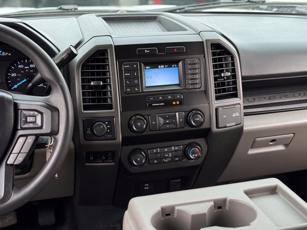 Used 2022 Ford F250 XL w/ Power Equipment Group AWD/4WD image 17