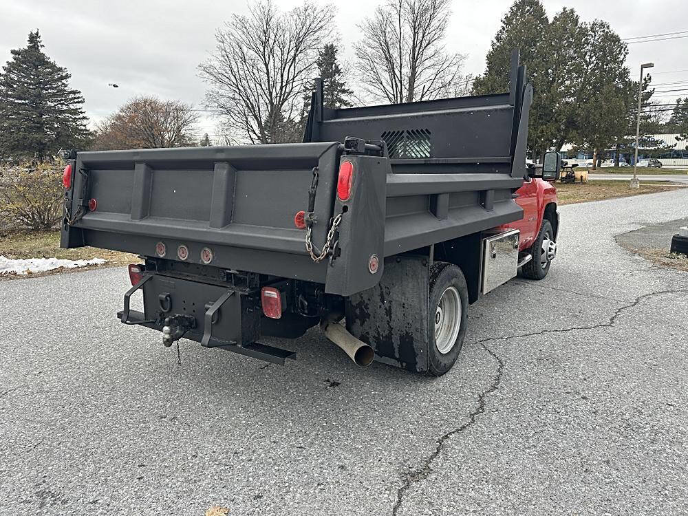 Used 2013 Chevrolet Silverado 3500 W/T w/ Snow Plow Prep Package image 7