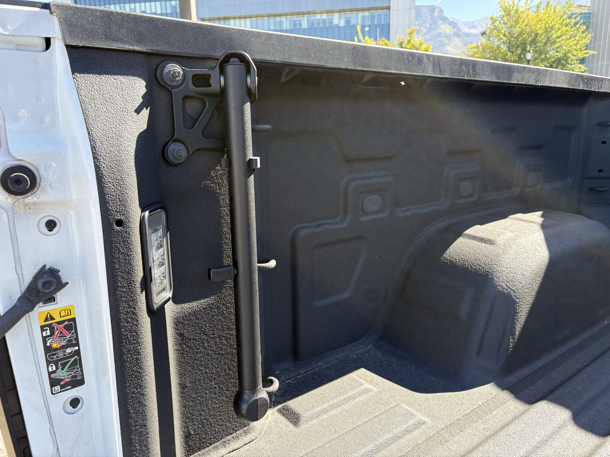 Used 2024 GMC Sierra 1500 Elevation w/ Elevation Premium Package AWD/4WD image 10