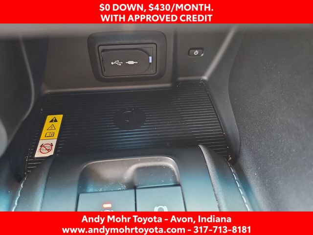 Used 2021 Toyota Venza LE AWD/4WD image 24