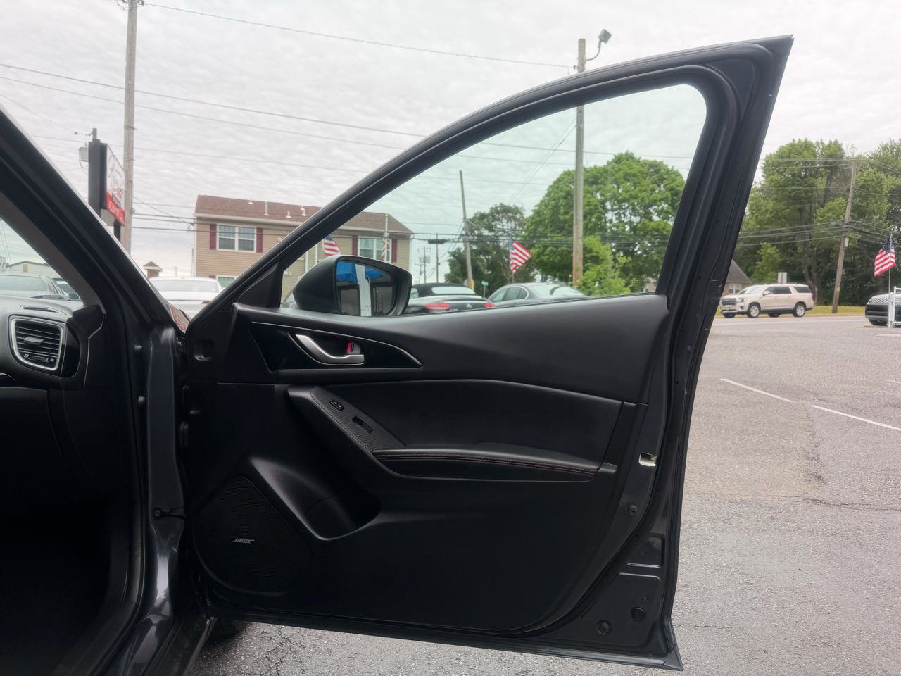 Used 2014 MAZDA MAZDA3 i Grand Touring FWD image 20