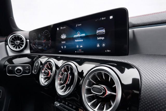 Used 2022 Mercedes-Benz CLA 35 AMG 4MATIC image 20