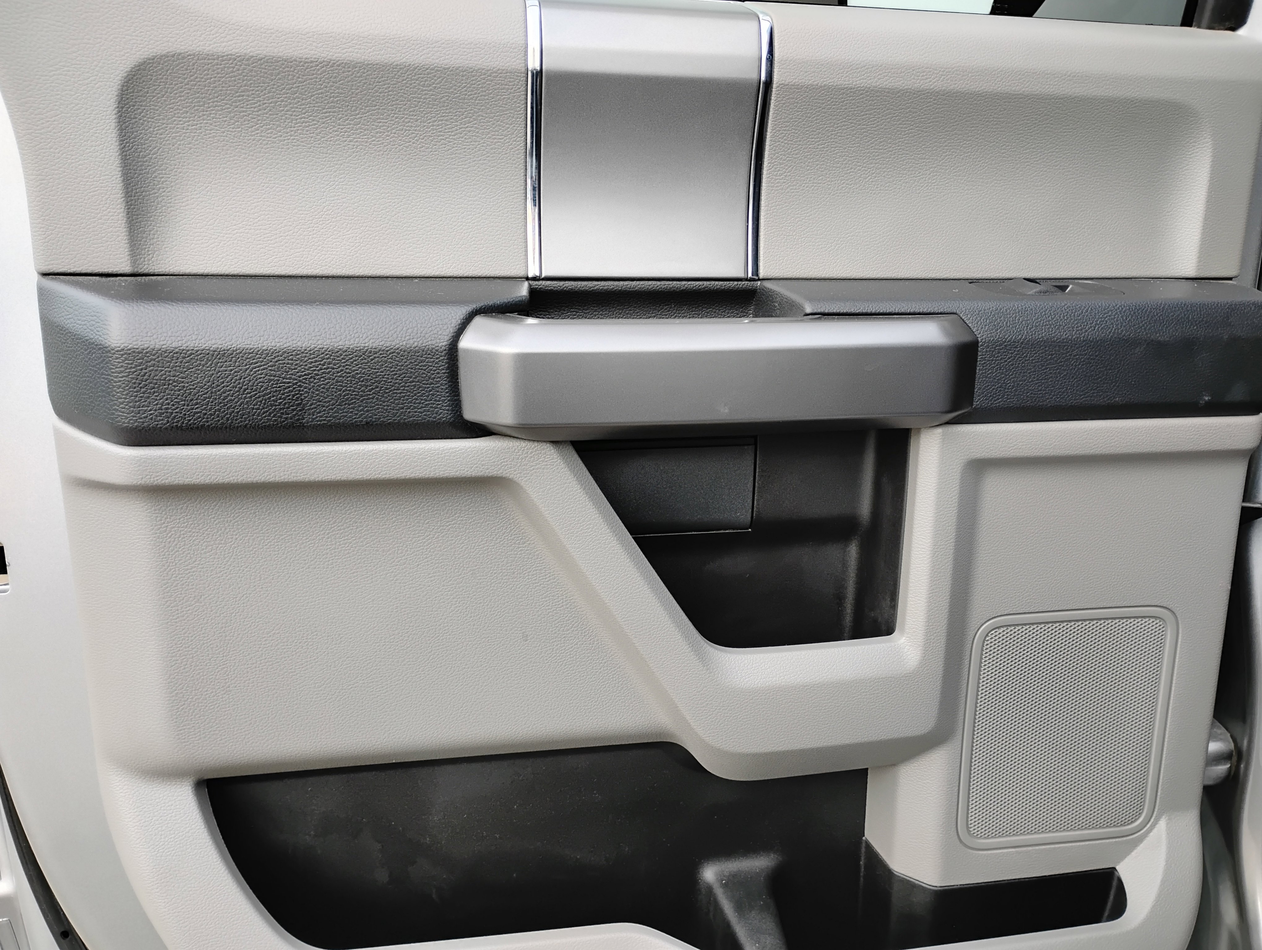 Used 2022 Ford F250 XLT w/ XLT Premium Package image 16