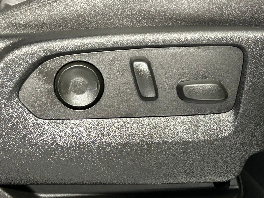 Used 2023 Chevrolet Tahoe LT w/ LT Signature Plus Package image 11