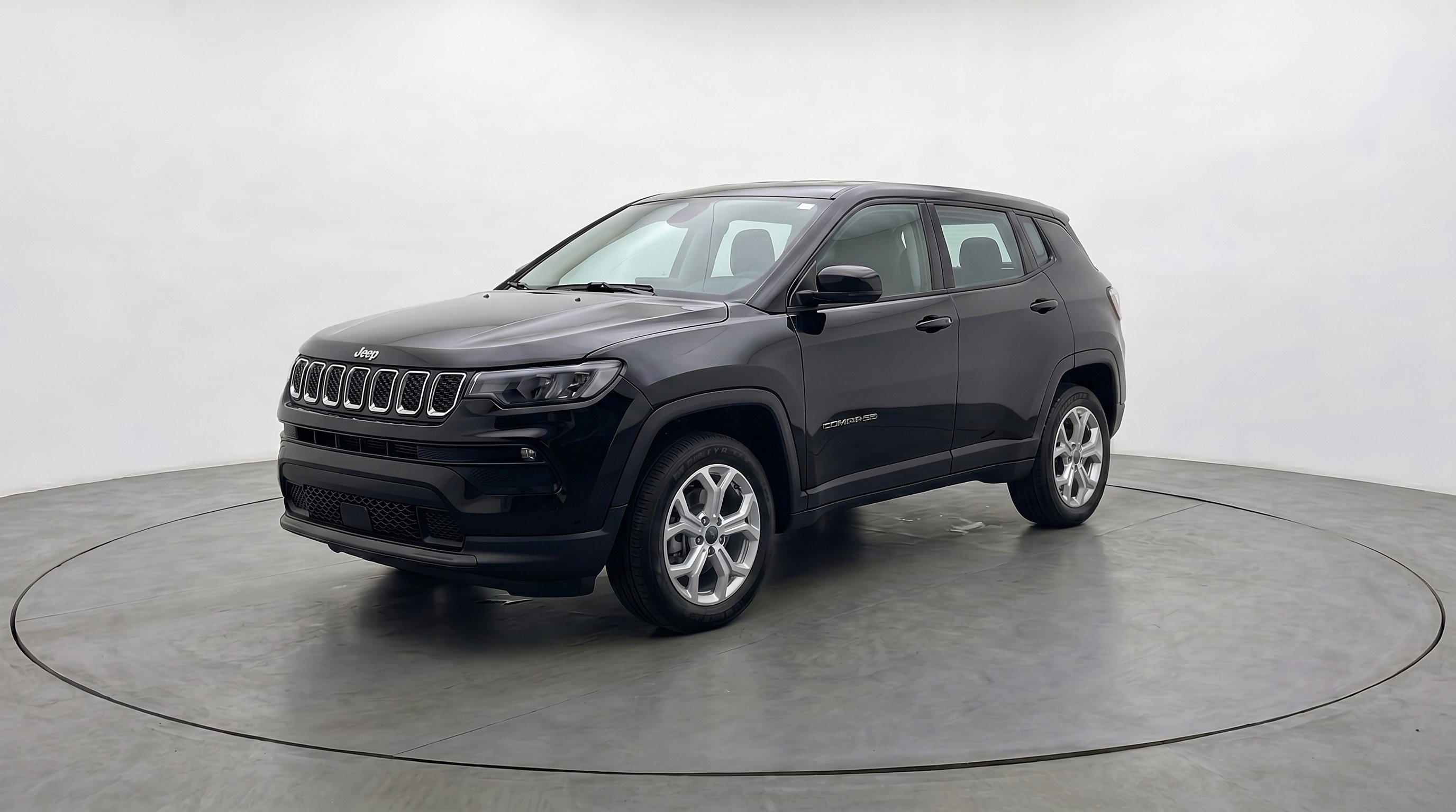 Used 2025 Jeep Compass Latitude AWD/4WD image 3