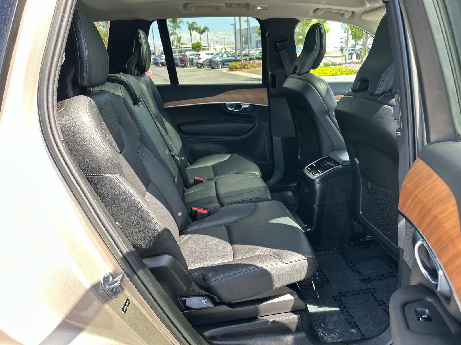 Certified 2023 Volvo XC90 T8 Plus image 23