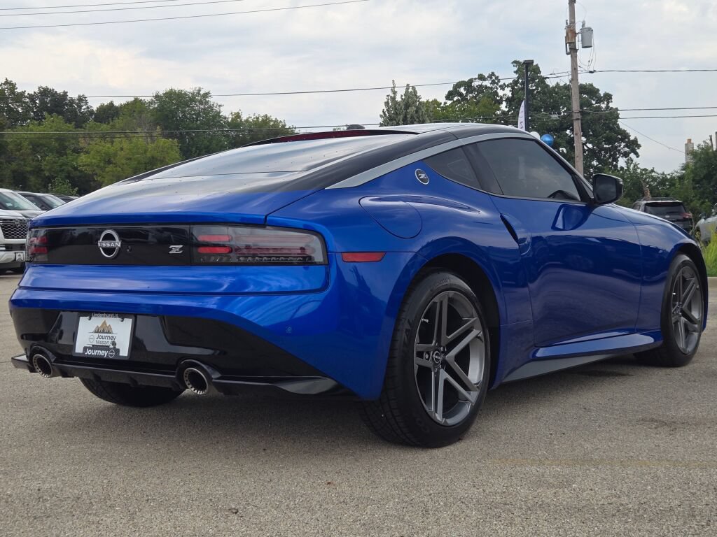 Used 2024 Nissan Z Sport w/ Floor Mat Package RWD image 11