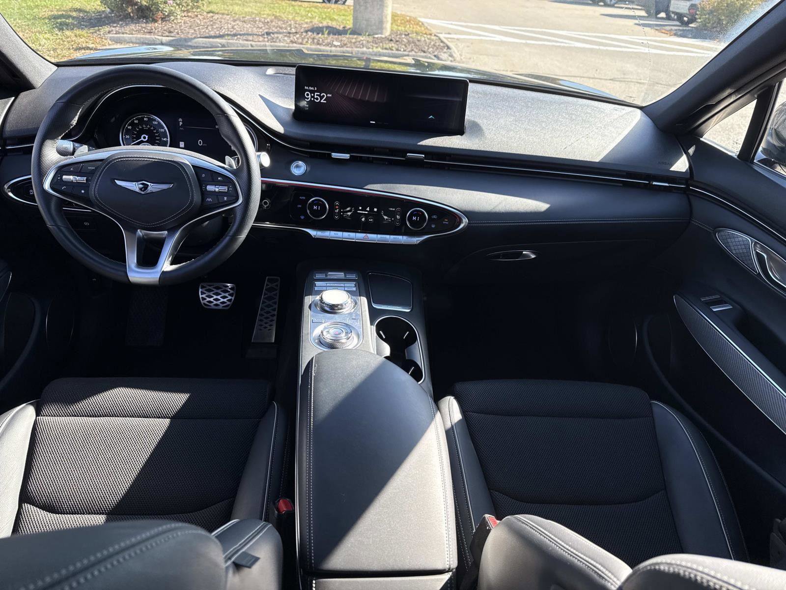 Used 2024 Genesis GV70 3.5T Sport image 16