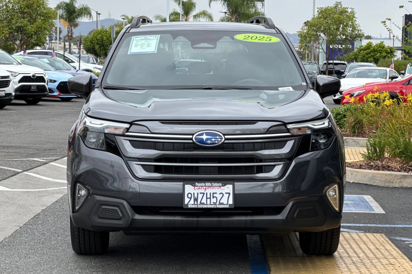 Certified 2025 Subaru Forester Premium AWD/4WD image 11