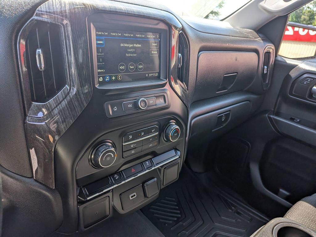 Used 2019 Chevrolet Silverado 1500 Custom Trail Boss w/ Infotainment Package AWD/4WD image 17