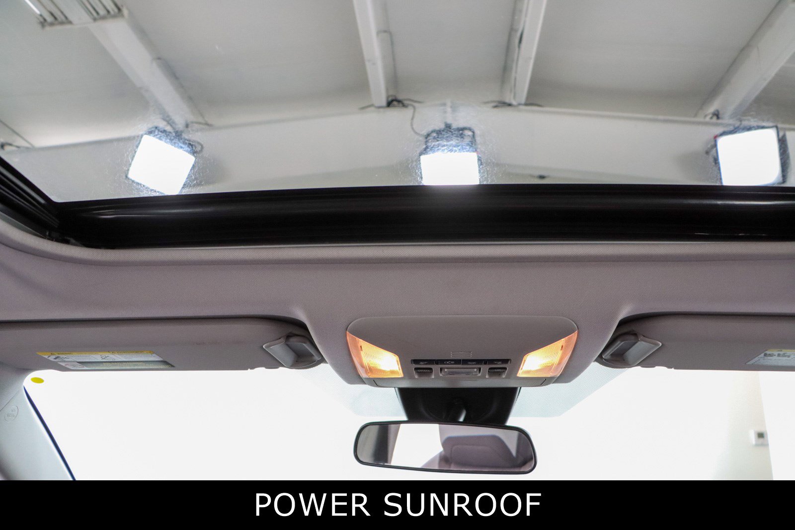 Used 2019 Toyota RAV4 XLE image 21