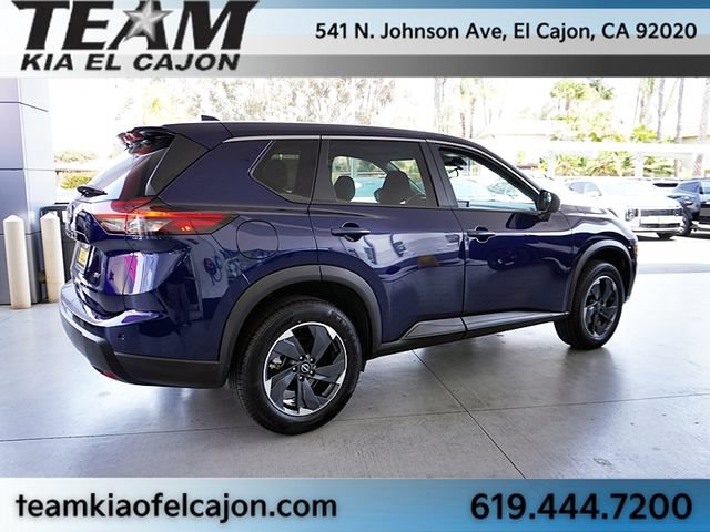 Used 2024 Nissan Rogue SV FWD image 8