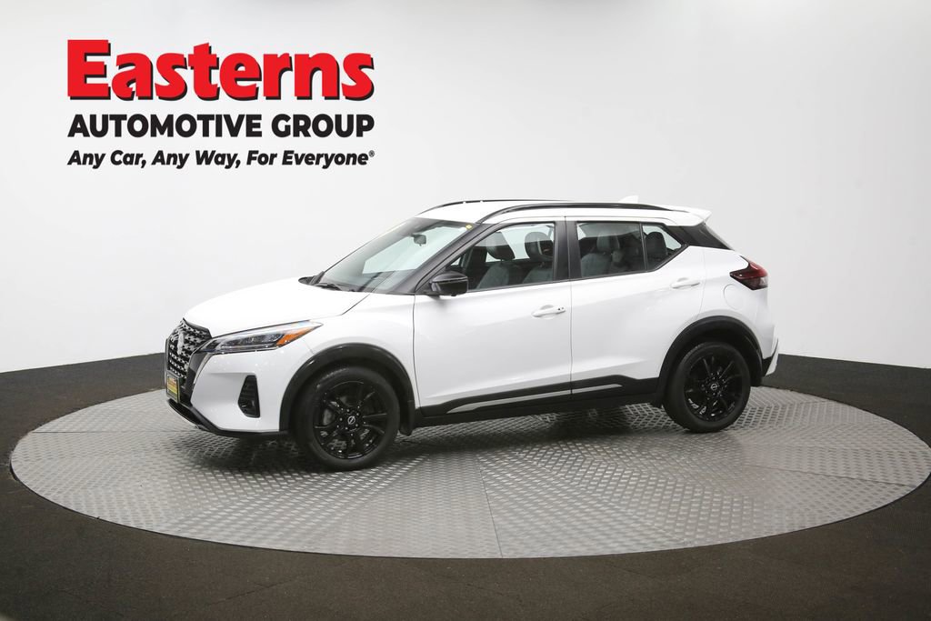 Used 2023 Nissan Kicks SR w/ SR Premium Package image 59