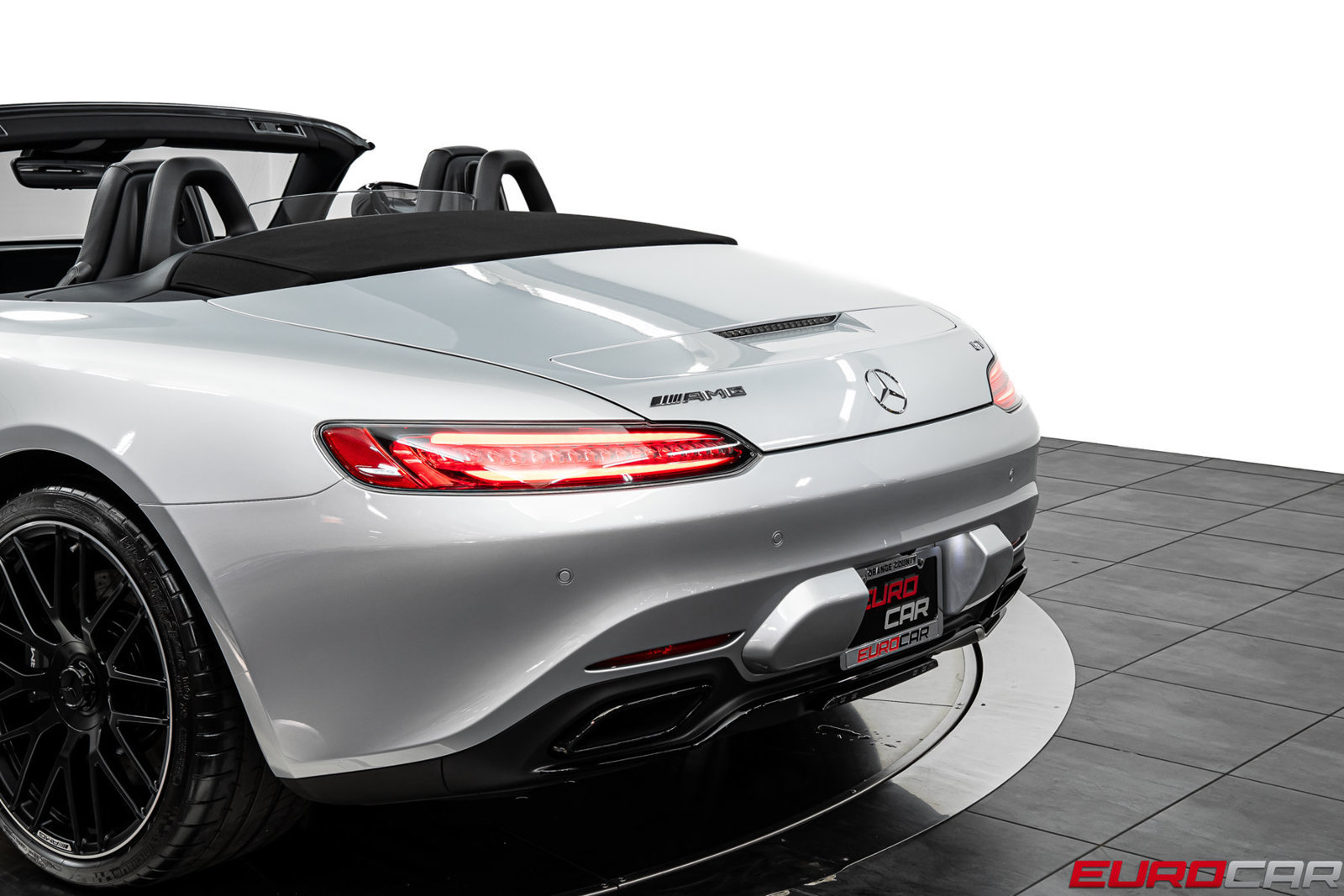 Used 2019 Mercedes-Benz AMG GT Roadster image 19