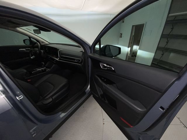 Used 2024 Kia Sportage EX FWD image 24