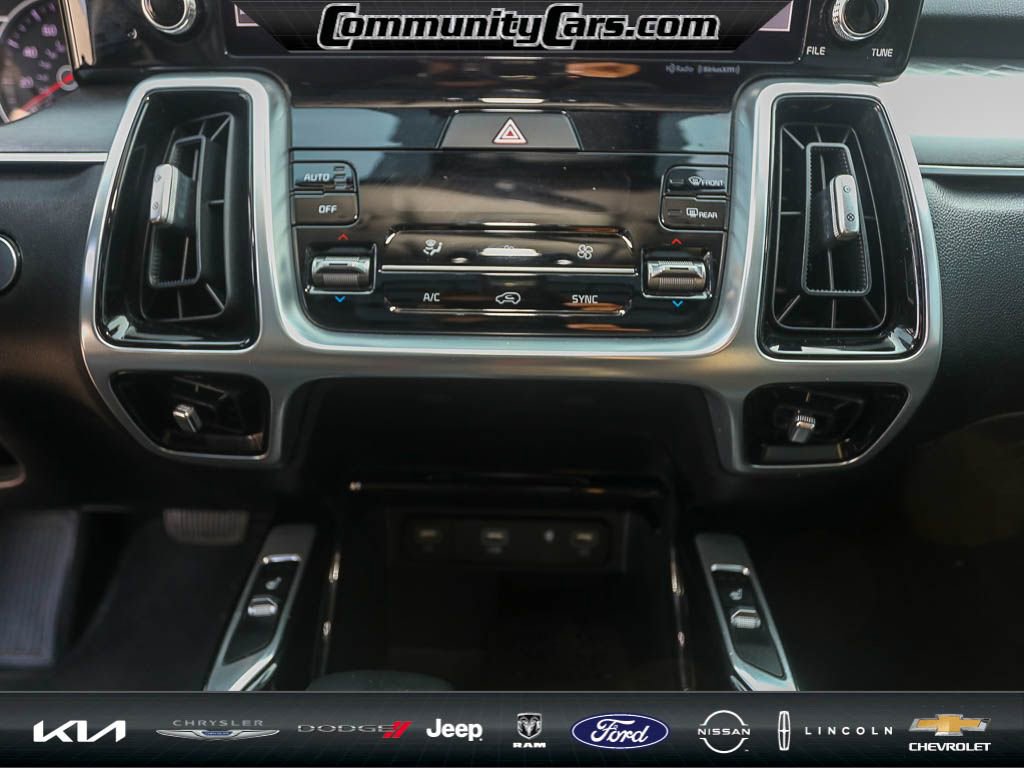 Used 2022 Kia Sorento SX image 19