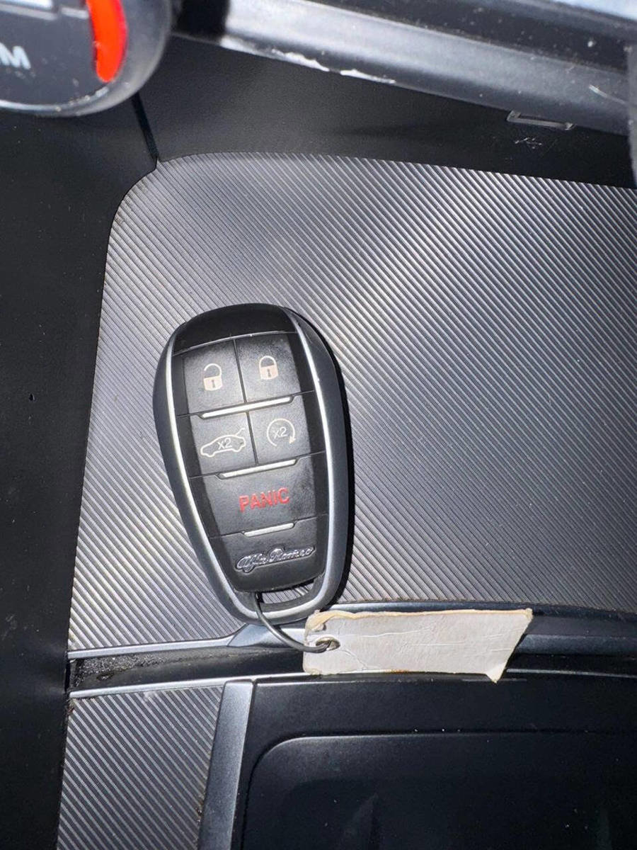 Used 2017 Alfa Romeo Giulia w/ Sport Appearance Package image 39