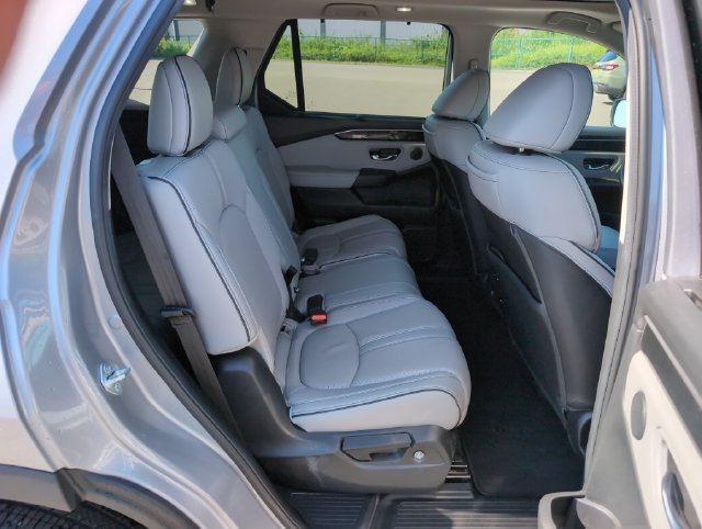Certified 2025 Honda Pilot Elite image 12