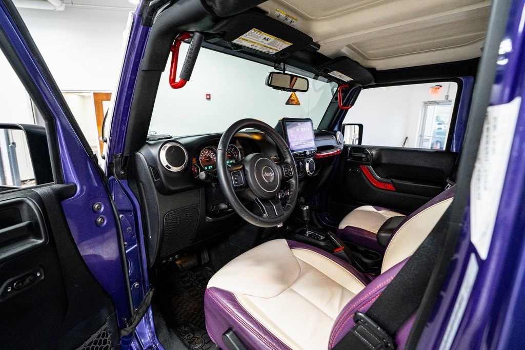 Used 2018 Jeep Wrangler Unlimited Sahara image 32