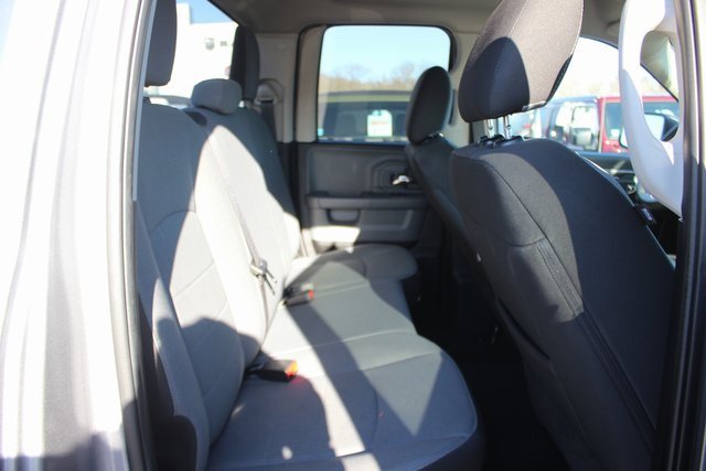 Used 2024 RAM 1500 Classic SLT image 24