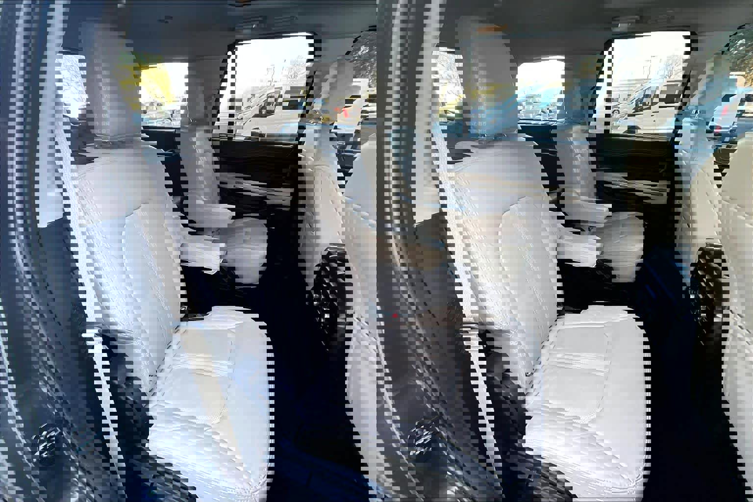 Certified 2023 Ford Expedition Platinum image 19