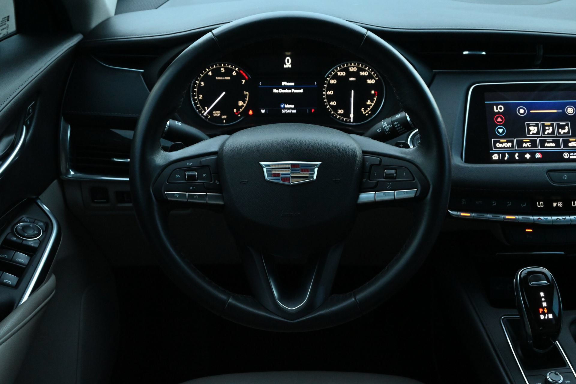 Used 2021 Cadillac XT4 Premium Luxury FWD image 11