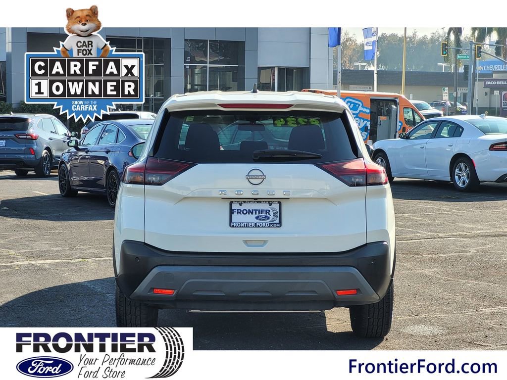 Used 2023 Nissan Rogue S image 6