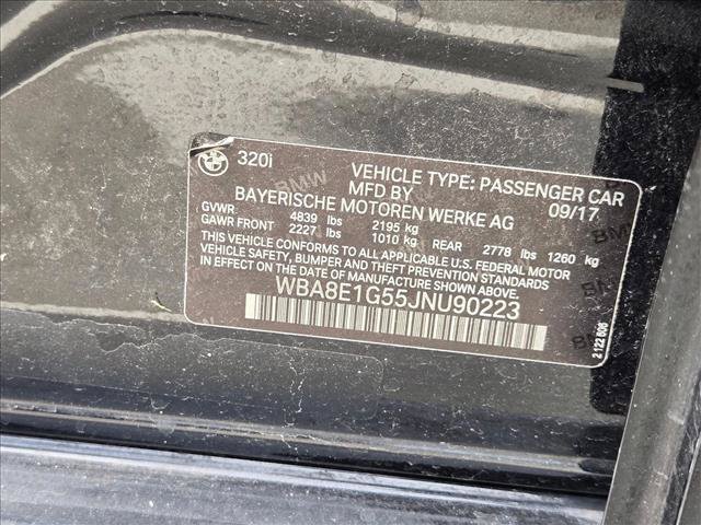 Used 2018 BMW 320i Sedan RWD image 25