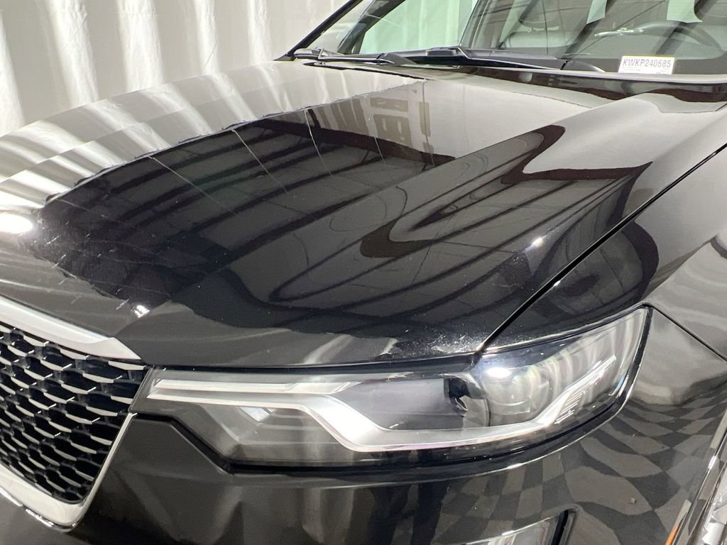 Used 2024 Cadillac XT6 Premium Luxury w/ LPO, Floor Liner Package image 13