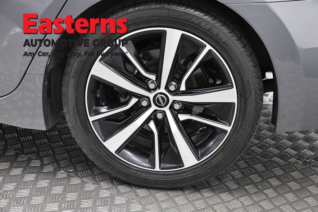 Used 2023 Nissan Maxima SV w/ Floor Mat Group FWD image 34