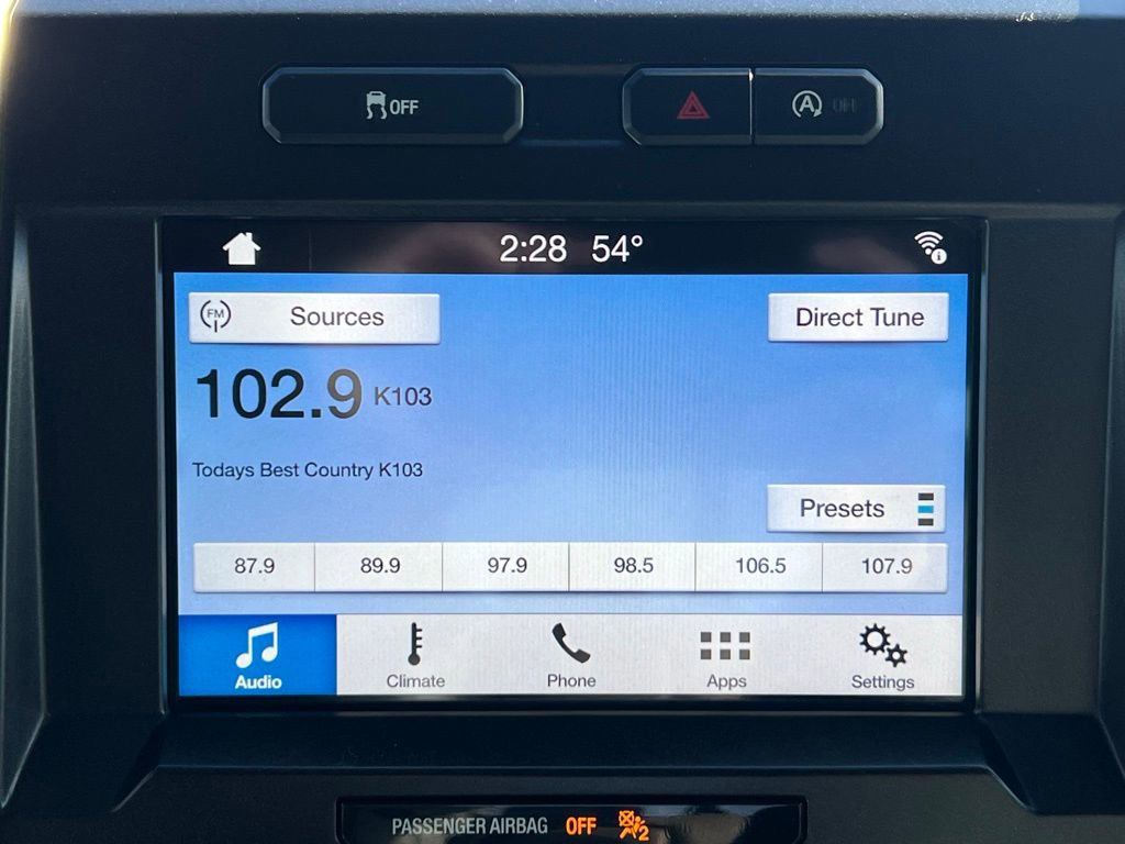 Used 2018 Ford F150 Lariat image 28