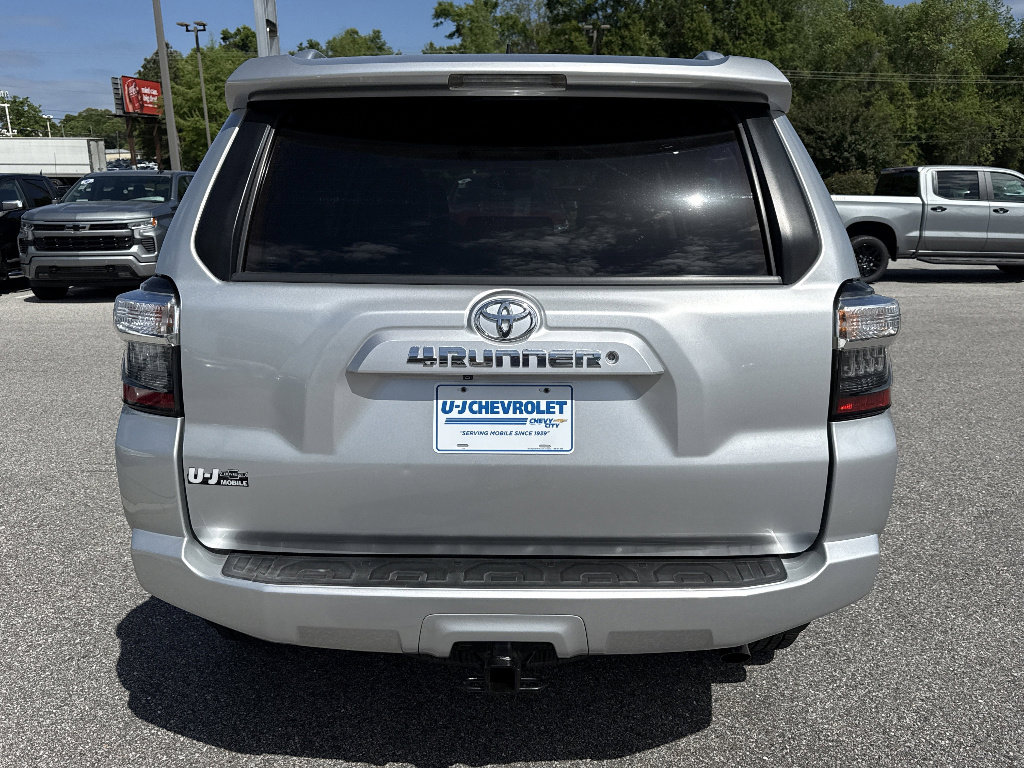 Used 2015 Toyota 4Runner SR5 Premium RWD image 8