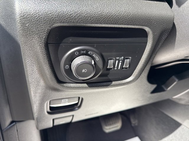 Used 2022 Jeep Grand Cherokee L Limited image 35