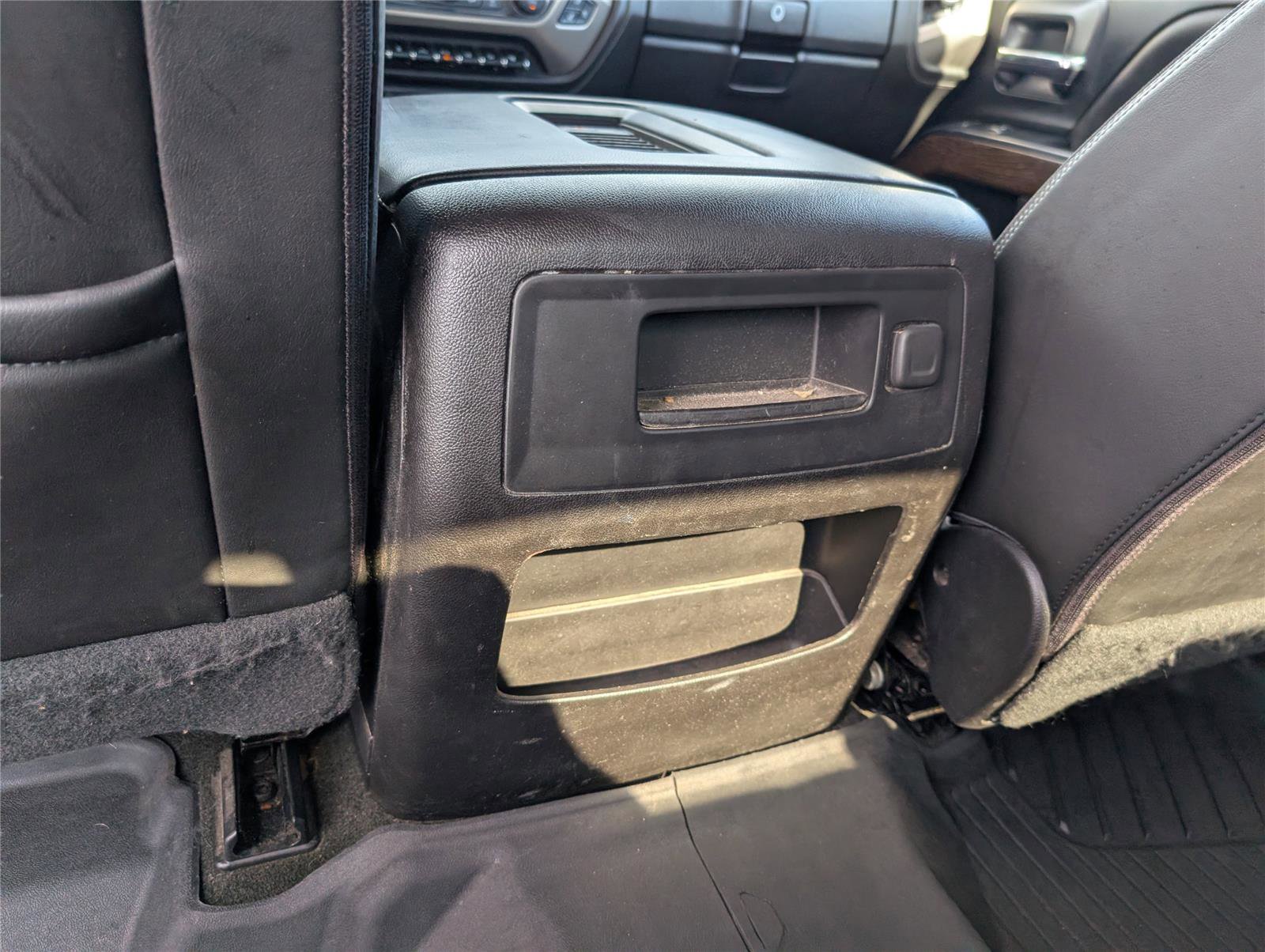 Used 2017 GMC Sierra 2500 Denali w/ Duramax Plus Package image 31