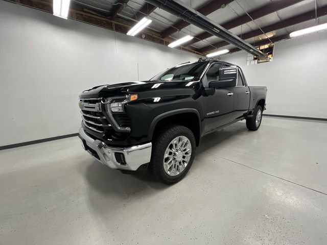 New 2026 Chevrolet Silverado 2500 LTZ w/ LTZ Plus Package AWD/4WD image 4