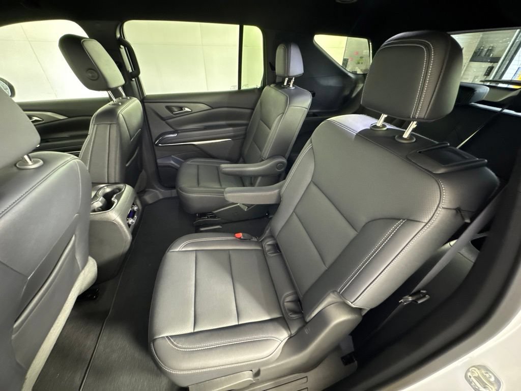 Certified 2026 Chevrolet Traverse LT AWD/4WD image 28