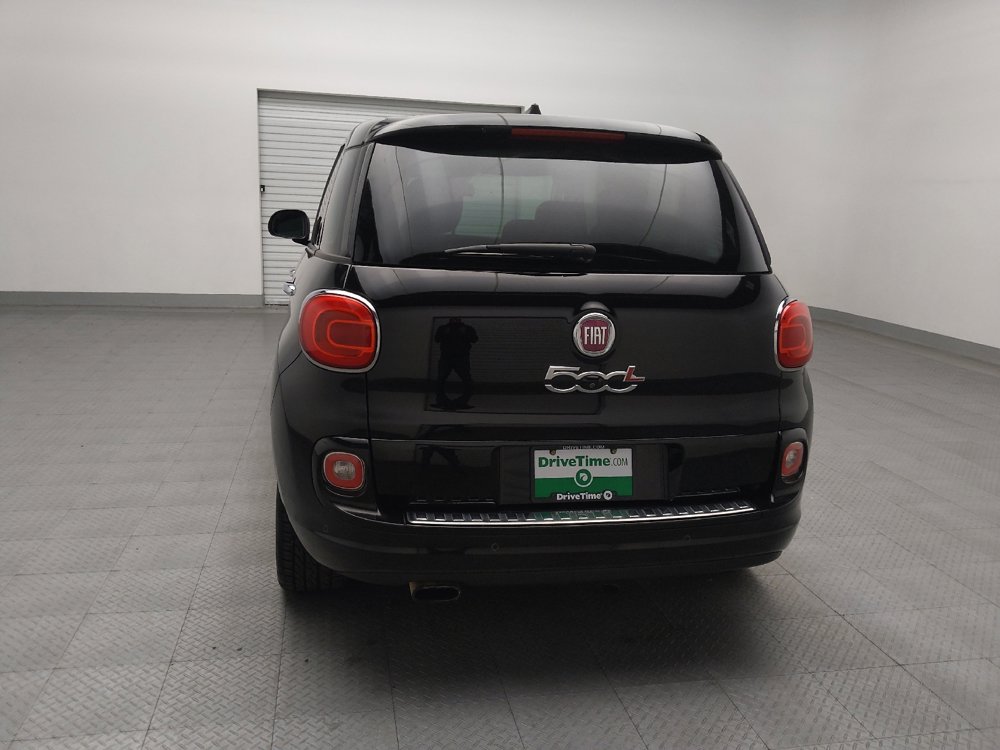 Used 2017 FIAT 500L Lounge w/ Dual-Pane Sunroof Package image 6