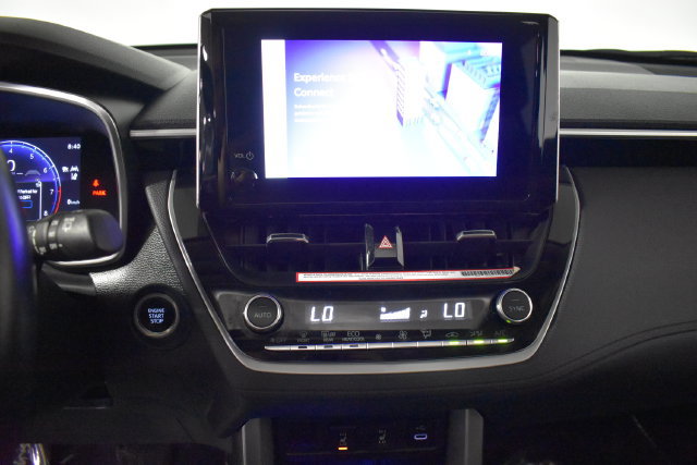 Used 2023 Toyota Corolla Cross XLE w/ Convenience Package AWD/4WD image 18