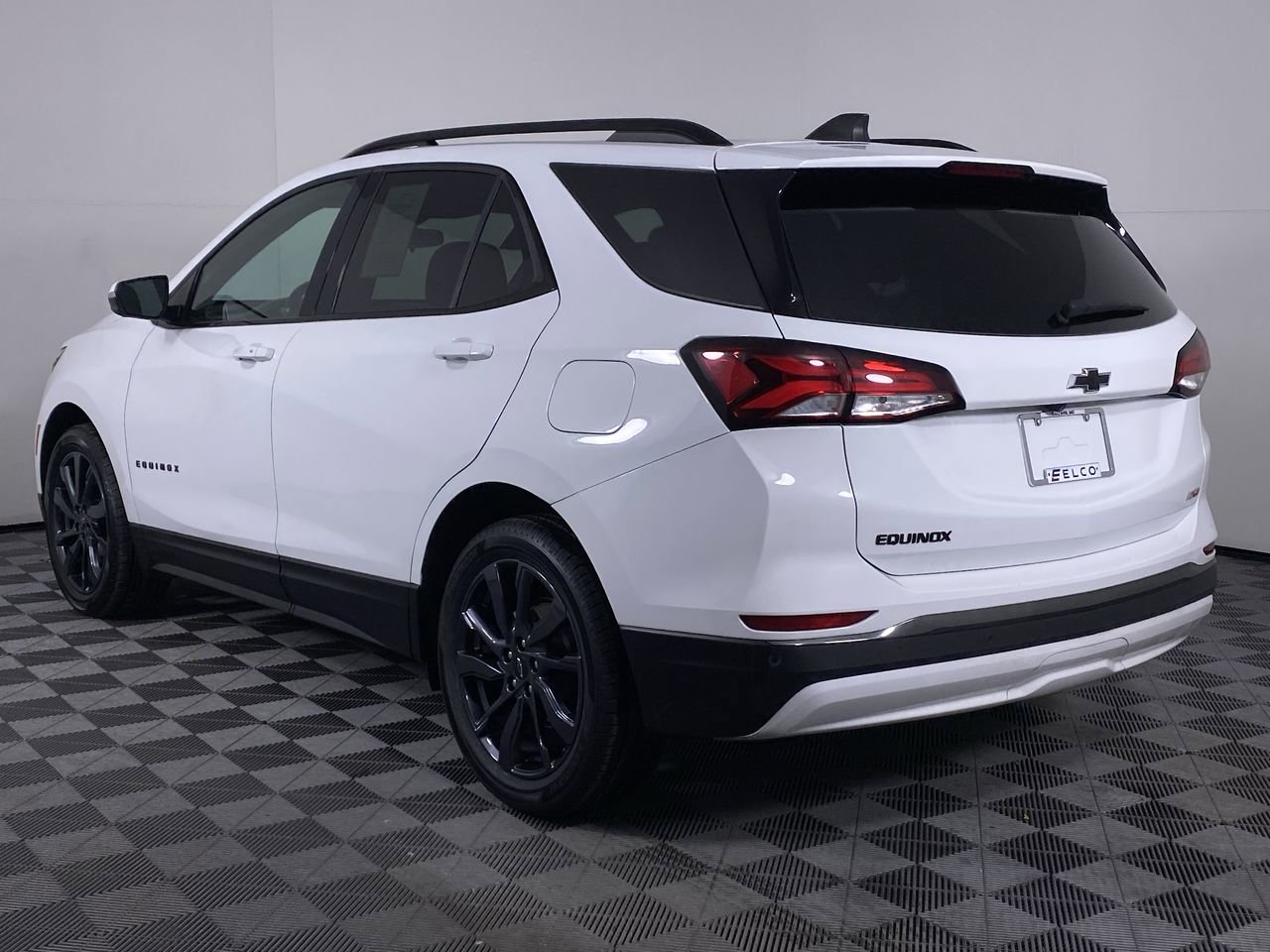 Certified 2023 Chevrolet Equinox RS w/ RS Leather Package FWD image 36