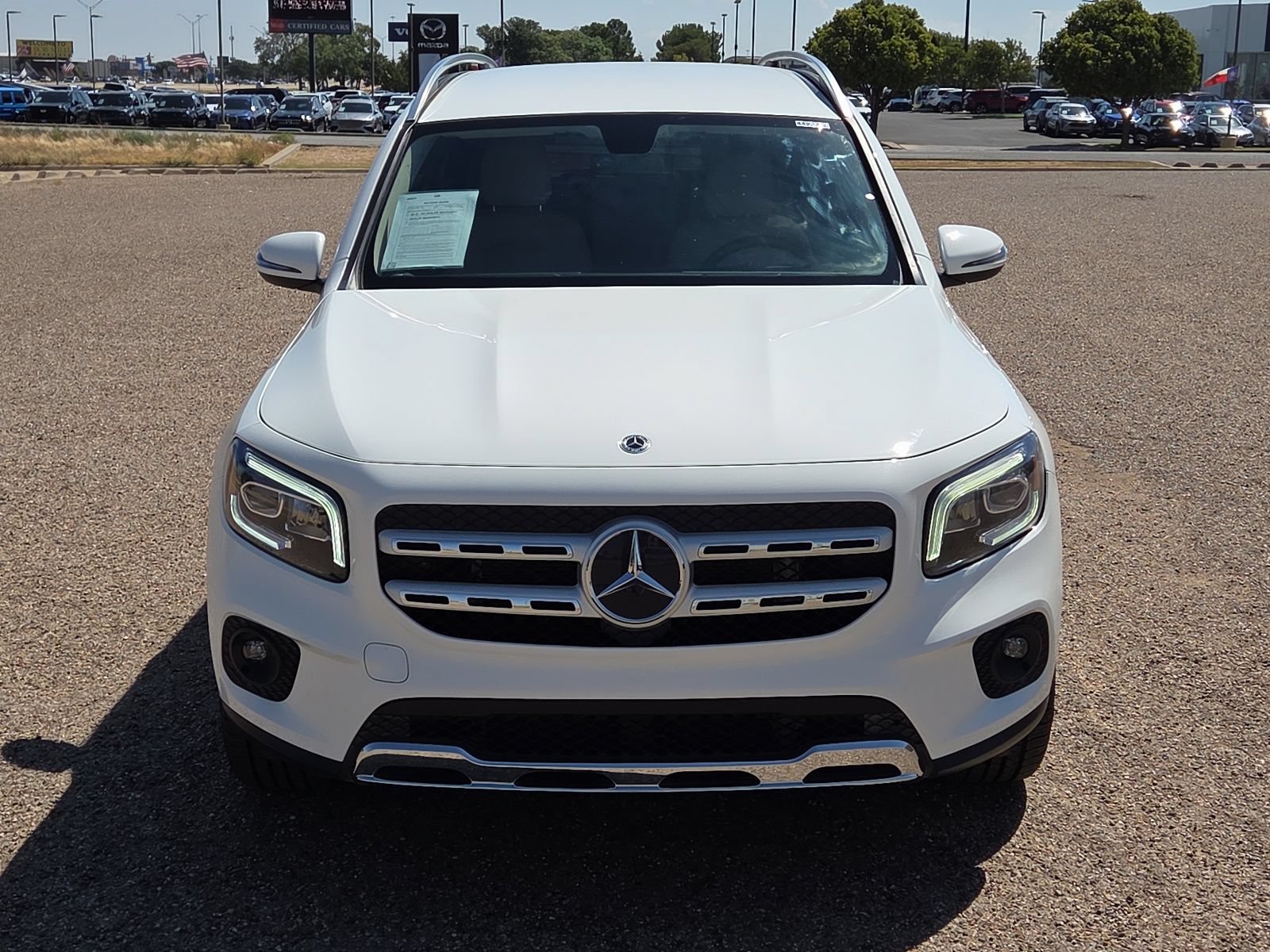 Used 2022 Mercedes-Benz GLB 250 4MATIC w/ Premium Package Lite image 8