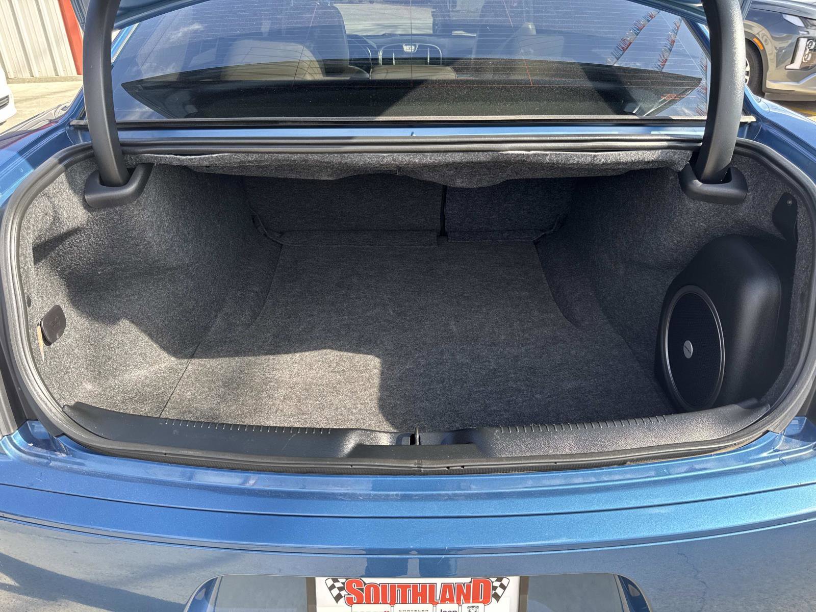 Certified 2023 Chrysler 300 Touring L w/ Popular Equipment Group image 7