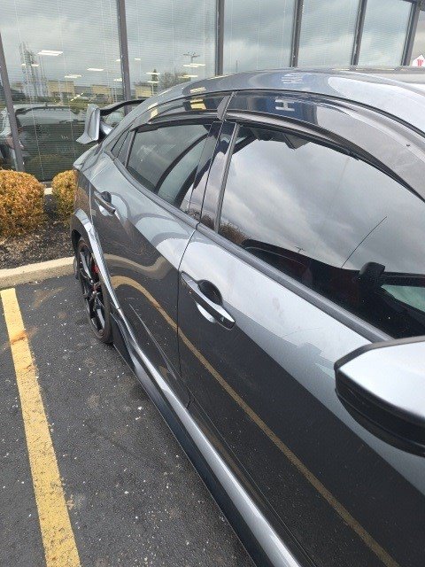 Used 2017 Honda Civic Type R image 2