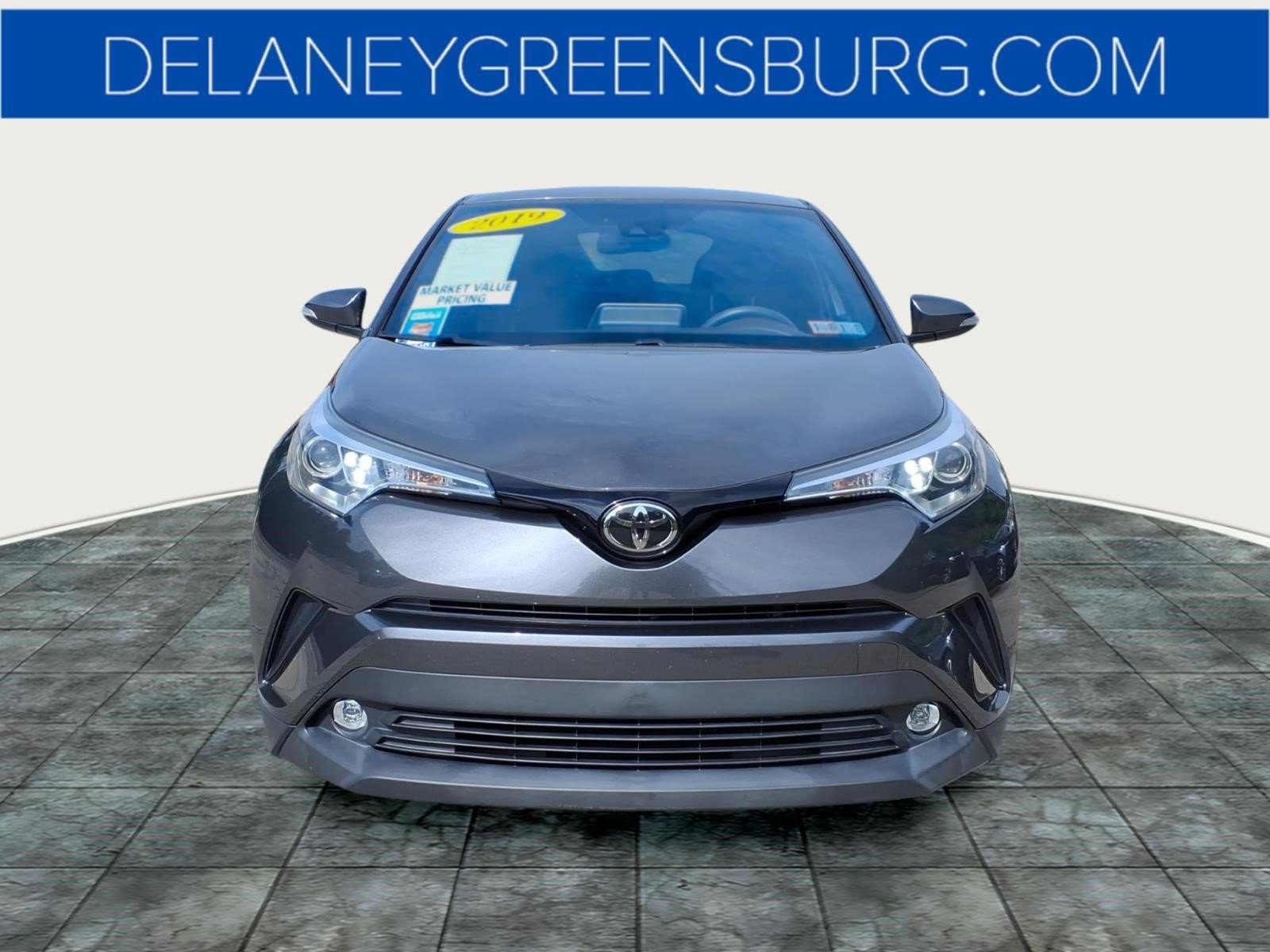 Used 2019 Toyota C-HR Limited FWD image 8