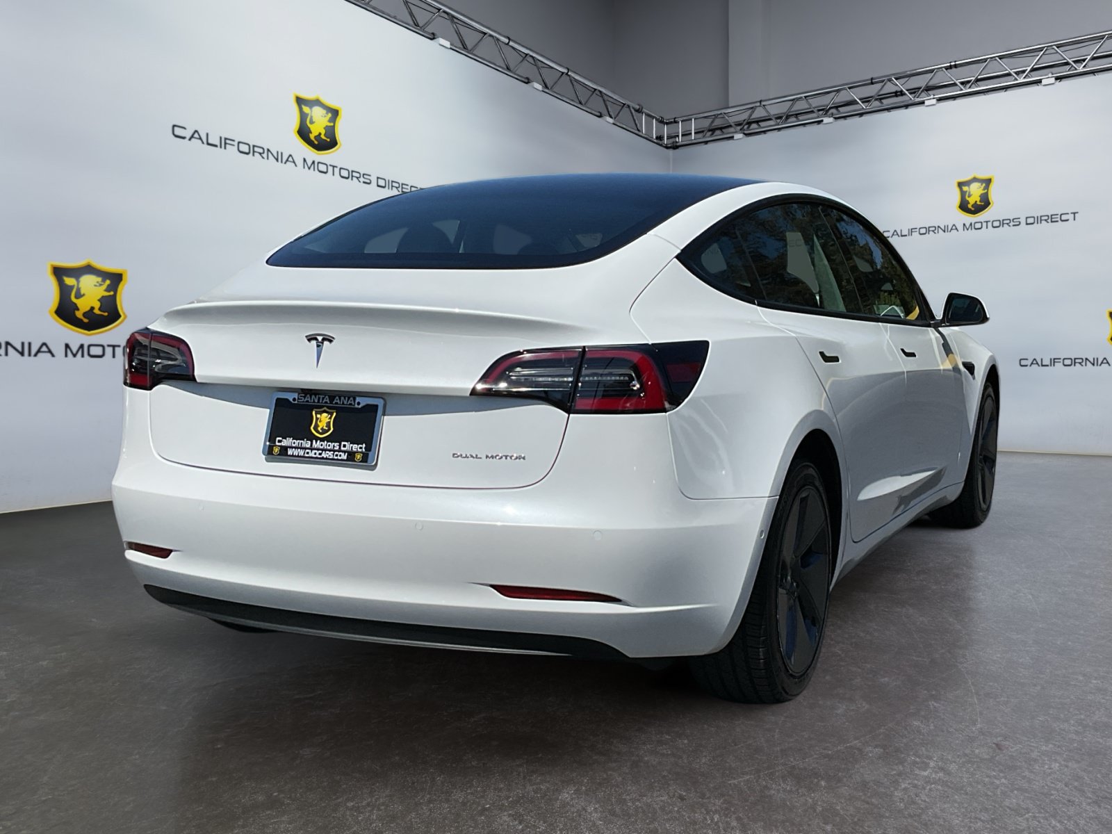 Used 2022 Tesla Model 3 Long Range AWD/4WD image 5