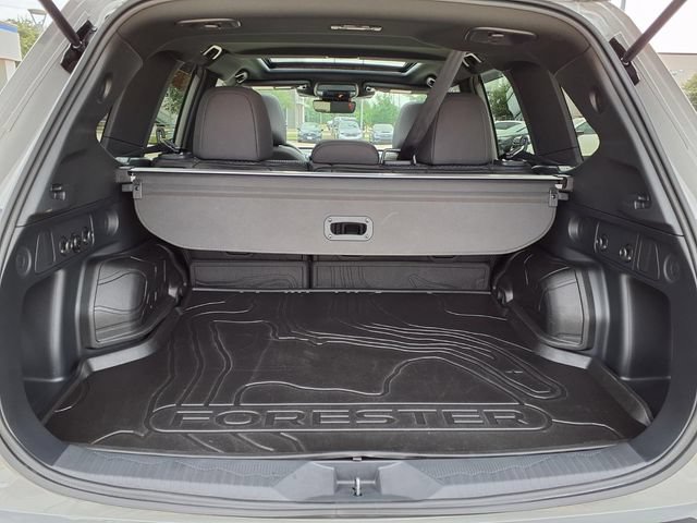 Used 2026 Subaru Forester Premium AWD/4WD image 9